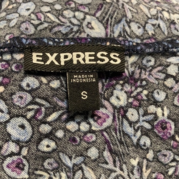 Express - Ladies Tank Top w/Ruffles - Picture 5 of 9